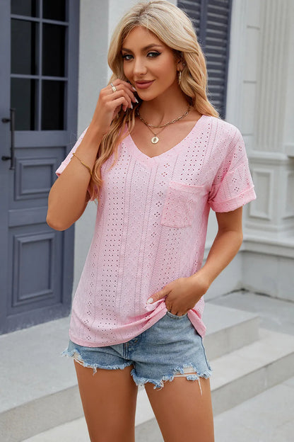 Solid color pocket V-neck loose short sleeved T-shirt top for women
