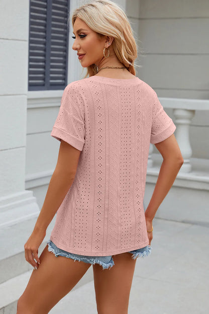 Solid color pocket V-neck loose short sleeved T-shirt top for women